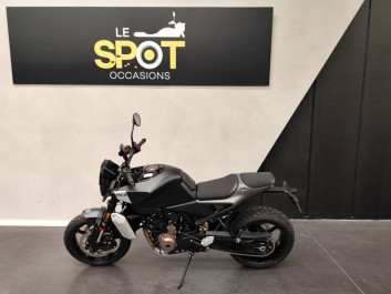 HUSQVARNA Svartpilen
