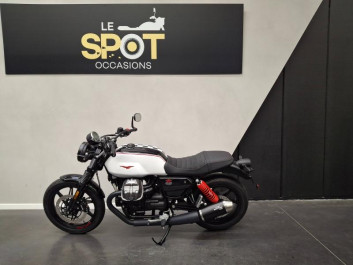 MOTO-GUZZI V7