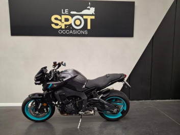 YAMAHA MT