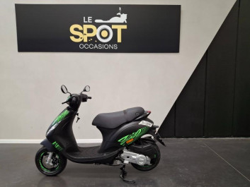 PIAGGIO Zip