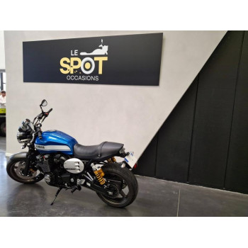 YAMAHA XJR
