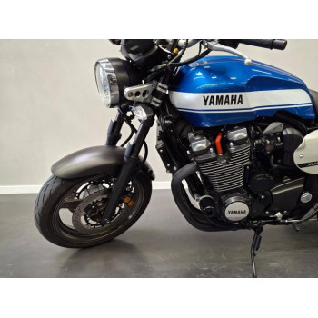 YAMAHA XJR