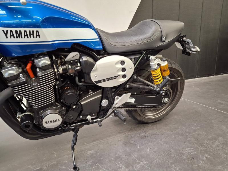 YAMAHA XJR