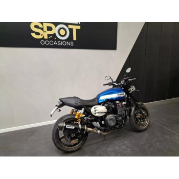 YAMAHA XJR