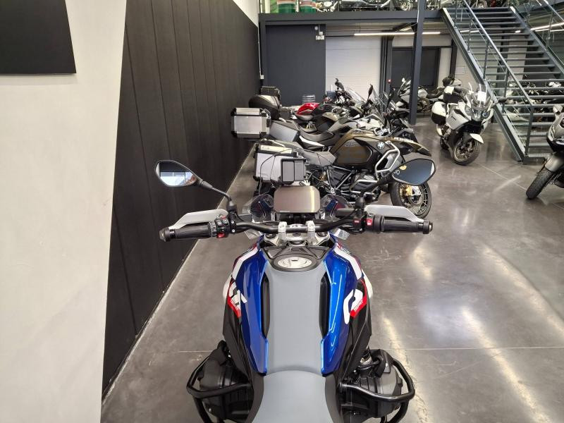 BMW R