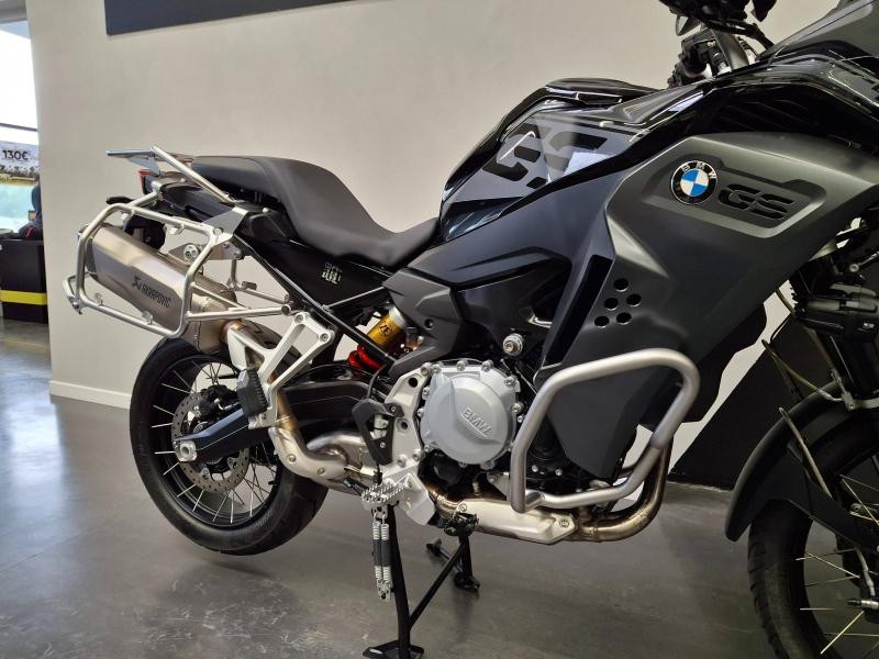BMW F