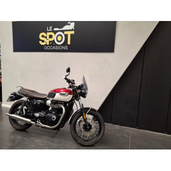 TRIUMPH Bonneville