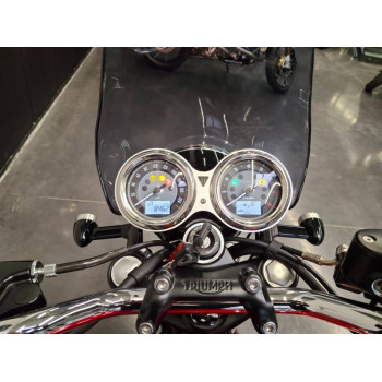 TRIUMPH Bonneville