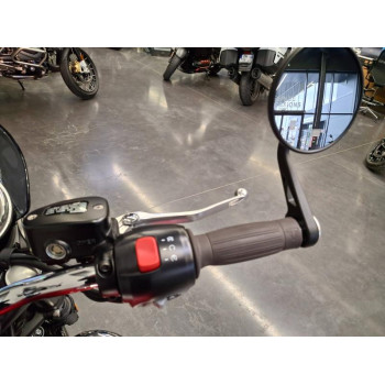 TRIUMPH Bonneville