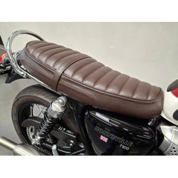 TRIUMPH Bonneville