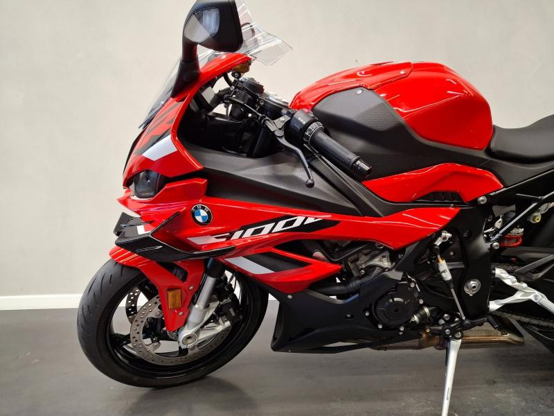 BMW S
